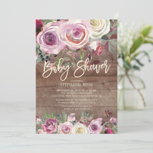 Rustikale Rose Lila Blumendusche Einladung (Stehend Vorderseite)