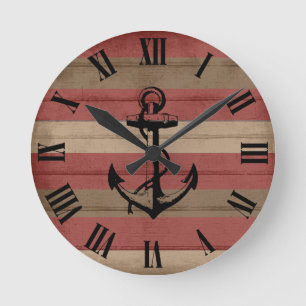 Rustikale rote und braune Holz-Nautik-Streifen und Runde Wanduhr