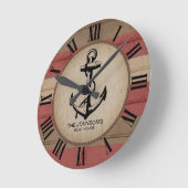 Rustikale rote und braune Wasserreifen und Ankerpf Runde Wanduhr (Winkel)