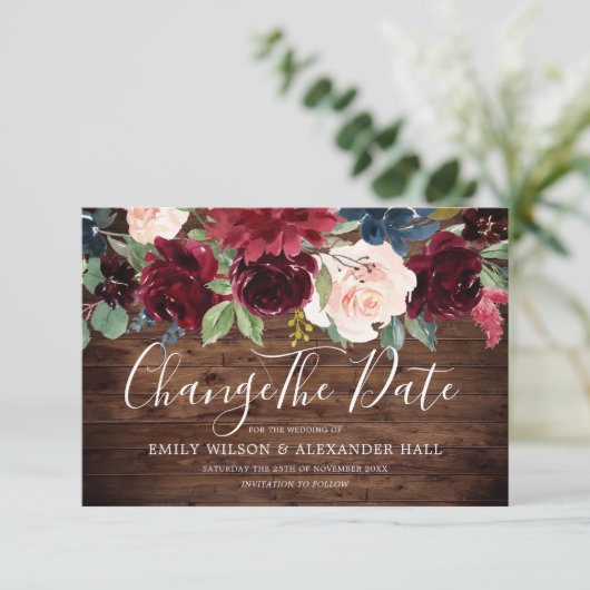 Rustikale Rotwein Burgund Blume ändern Datum Save The Date (Stehend Vorderseite)