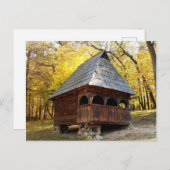 Rustikale rumänische Holzhütte im Herbst Postkarte (Vorne/Hinten)