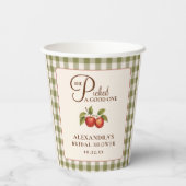 Rustikale Salbeigrüne Gingham-Apfel-Brautparty Pappbecher (Rückseite)