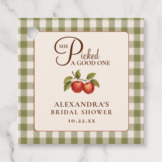 Rustikale Salbeigrüne Gingham-Apfel-Hochzeitsdusch Geschenkanhänger (Vorderseite)