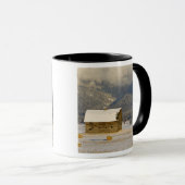 Rustikale Scheunen- und Heuballen nach einem Tasse (VorderseiteRechts)