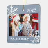 Rustikale Schneeflocken-Familie Dusty Blue Keramikornament (Links)