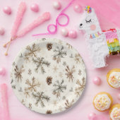 Rustikale Schneeflocken und Pinienbäume Pappteller (Party)