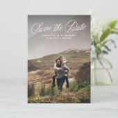 Rustikale Schrift einfache zwei-Foto-Hochzeit Save The Date (Stehend Vorderseite)