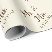 Rustikale Schrift neu verheiratet Mr. Just Custom Geschenkpapier (Rolleneckpunkt)