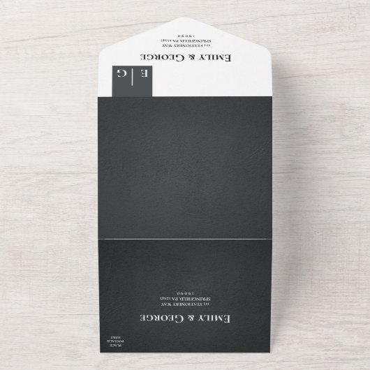 Rustikale Schwarz-Weiß-Monogramm Moderne Hochzeit All In One Einladung (Außenbereich)