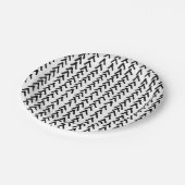 Rustikale schwarze Teller für Tribal-Muster (Schrägansicht)