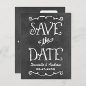 Rustikale Script-Chalkboard-Hochzeit speichern Sie Ankündigungspostkarte (Vorne/Hinten)