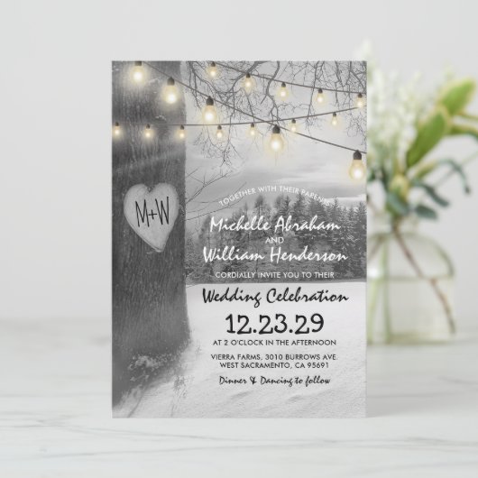 Rustikale Silver Winter Tree Twinkle Lights Weddin Einladung (Stehend Vorderseite)