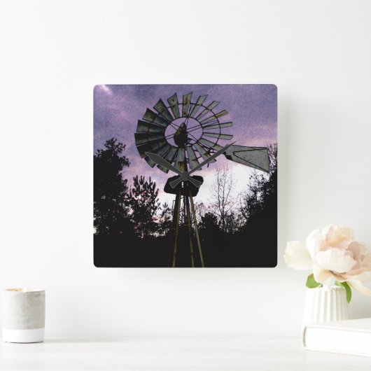 Rustikale skizzierte alte Windmühle Quadratische Wanduhr (Zuhause)