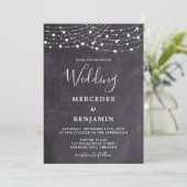 Rustikale Slate String Lights Simple County Weddin Einladung (Stehend Vorderseite)