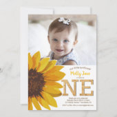 Rustikale Sonnenblume 1. Geburtstagskind Foto Einladung (Vorderseite)