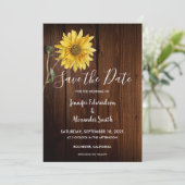 Rustikale Sonnenblume auf Stallenholz Hochzeit Save The Date (Stehend Vorderseite)