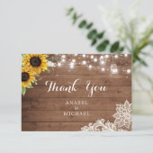 Rustikale Sonnenblume Holz String Lights Mason Jar Dankeskarte (Stehend Vorderseite)