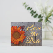 Rustikale Sonnenblume Save the Date Hochzeit Postk Ankündigungspostkarte (Stehend Vorderseite)