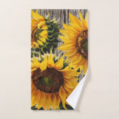 Rustikale Sonnenblumen auf der Tafel Print Badhandtuch Set (Handtuch)