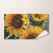Rustikale Sonnenblumen auf der Tafel Print Badhandtuch Set (Handtuch)