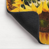 Rustikale Sonnenblumen auf der Tafel Print Mousepad (Ecke)