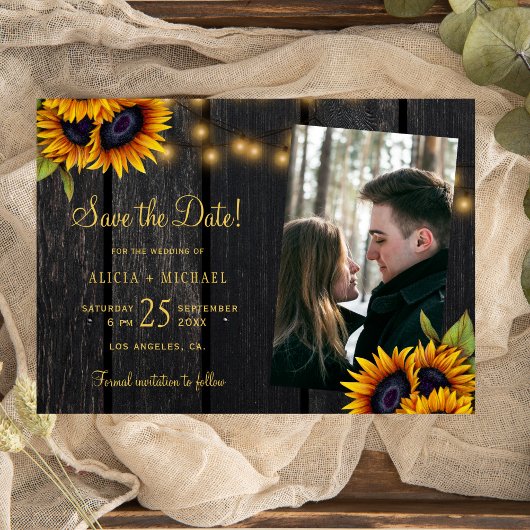 Rustikale Sonnenblumen beleuchten Holz Foto Hochze Save The Date