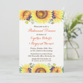 Rustikale Sonnenblumen Blumen Hochzeit Probe Dinne Einladung (Stehend Vorderseite)