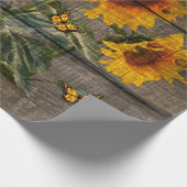 Rustikale Sonnenblumen Butterfische Barnboard Geschenkpapier (Ecke)