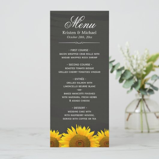 Rustikale Sonnenblumen Chalkboard Hochzeitsmenü Menükarte (Stehend Vorderseite)