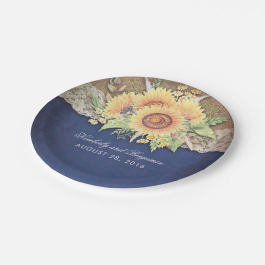 Rustikale Sonnenblumen-Hochzeit Pappteller (Schrägansicht)