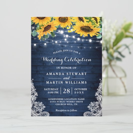 Rustikale Sonnenblumen Navy Blue String Lights Hoc Einladung (Stehend Vorderseite)