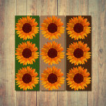 Rustikale Sonnenblumen Pop Art and Tricolor Hinter Triptychon<br><div class="desc">Hübsche gelbe Orange und Braun rustikale Sonnenblumen auf drei verschiedenen farbigen Hintergründen. Eine Tafel ist tief grün,  eine ist braun und eine dunkelbraun.</div>