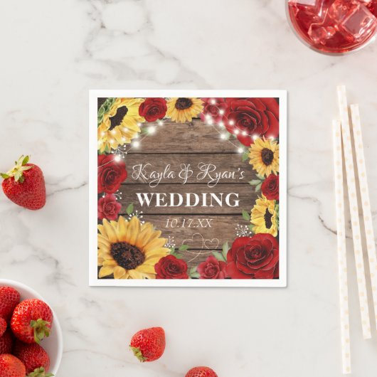 Rustikale Sonnenblumen-Rose Holz Hintergrund Hochz Serviette (Beispiel)