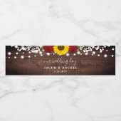 Rustikale Sonnenblumen Rose String Lights Wedding Wasserflaschenetikett (Einzelnes Label)