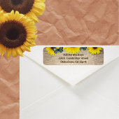 Rustikale Sonnenblumen-Schmetterlinge