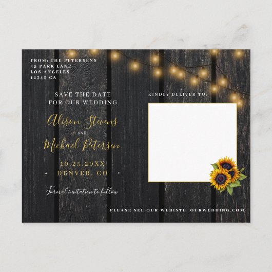 Rustikale Sonnenblumen Stallholz Save the Date Hoc Ankündigungspostkarte (Rückseite)