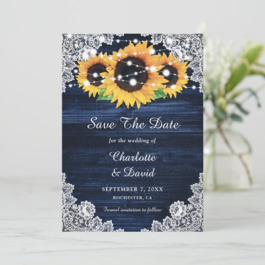 Rustikale Sonnenblumen-String Lights Lace Wood Nav Save The Date (Stehend Vorderseite)