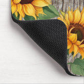 Rustikale Sonnenblumen und gewittertes graues Barn Mousepad (Ecke)