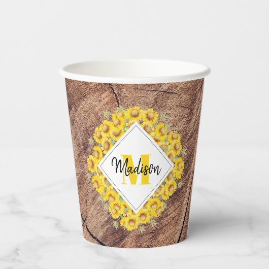 Rustikale Sonnenblumen und Holztextur Monogramm Pappbecher (Rückseite)