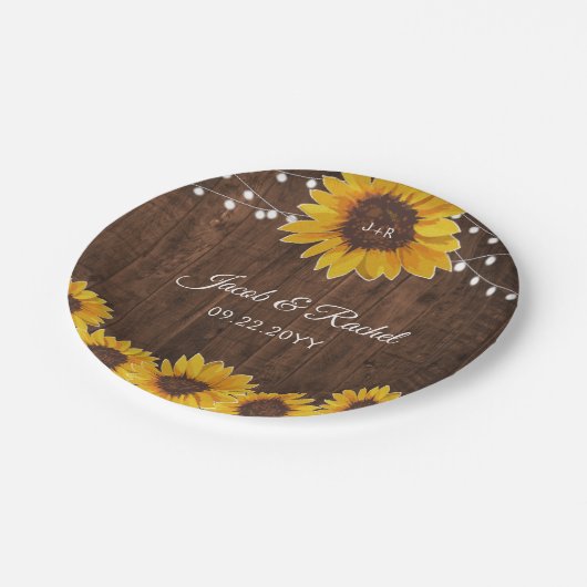 Rustikale Sonnenblumen und Lichter aus Holz Brautp Pappteller (Schrägansicht)