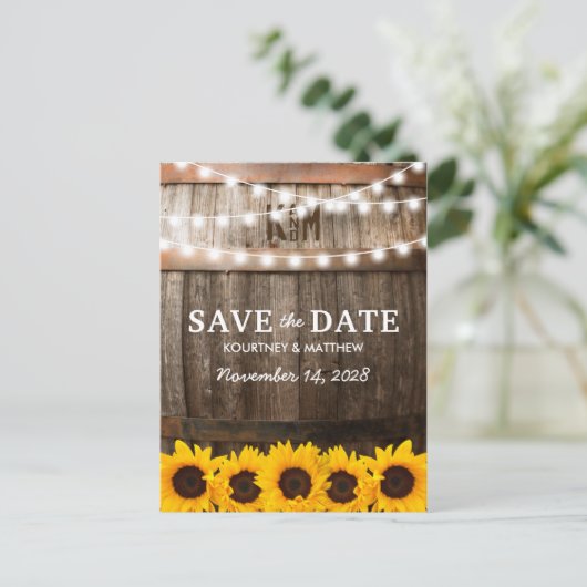 Rustikale Sonnenblumenhochzeit rettet das Datum Ankündigungspostkarte (Stehend Vorderseite)