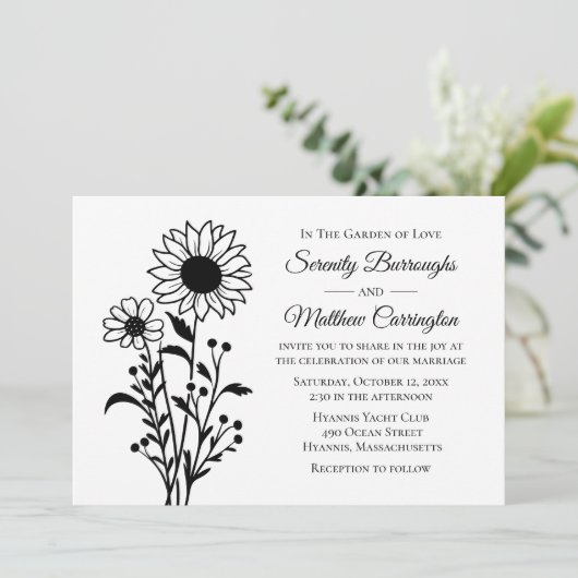 Rustikale Sonnenblumenhochzeit Schwarz-weiß Einladung (Stehend Vorderseite)