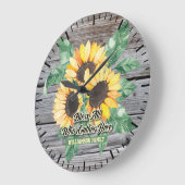 Rustikale Sonnenblumenmonogramm Große Wanduhr (Winkel)