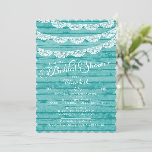 Rustikale Spitze u. blaue hölzerne Einladung (Stehend Vorderseite)