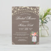 Rustikale Spitzen Lichter Mason Jar Brautparty Einladung (Stehend Vorderseite)