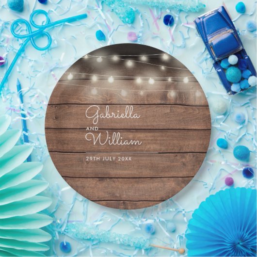 Rustikale Stallenholz-String-Lights SkriptWedding Pappteller (Party)