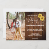 Rustikale Stallsonnenblumen Foto Land Hochzeit Einladung (Vorderseite)