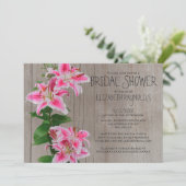 Rustikale Stargazer-Lilien-Brautparty-Einladungen Einladung (Stehend Vorderseite)