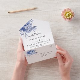 rustikale staubblaue Rosen und andere Blumen All In One Einladung