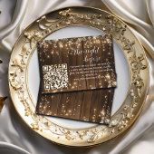 Rustikale String leuchtet QR Code die Nacht vor Begleitkarte